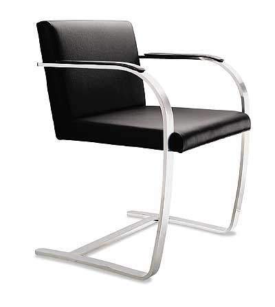 Brno Flat Chair with Armrests